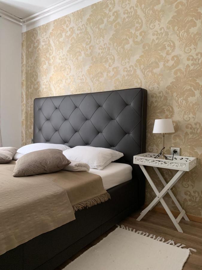 Royal Vega Apartment Ljubljana Exteriör bild