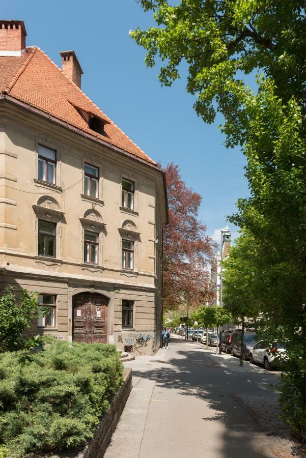 Royal Vega Apartment Ljubljana Exteriör bild